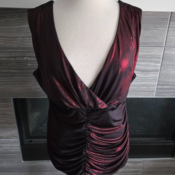 Warehouse One XXL Black Red Metallic Sparkle Ruched V-Neck Party Top - Picture 1 of 2
